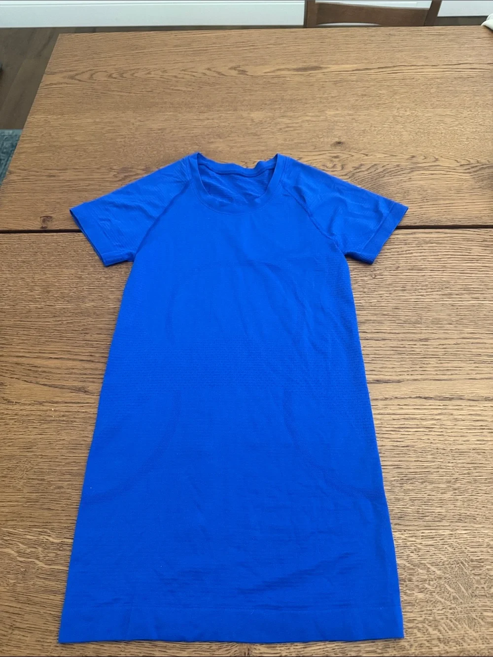 Lululemon Electric Blue Swiftly hip length Top